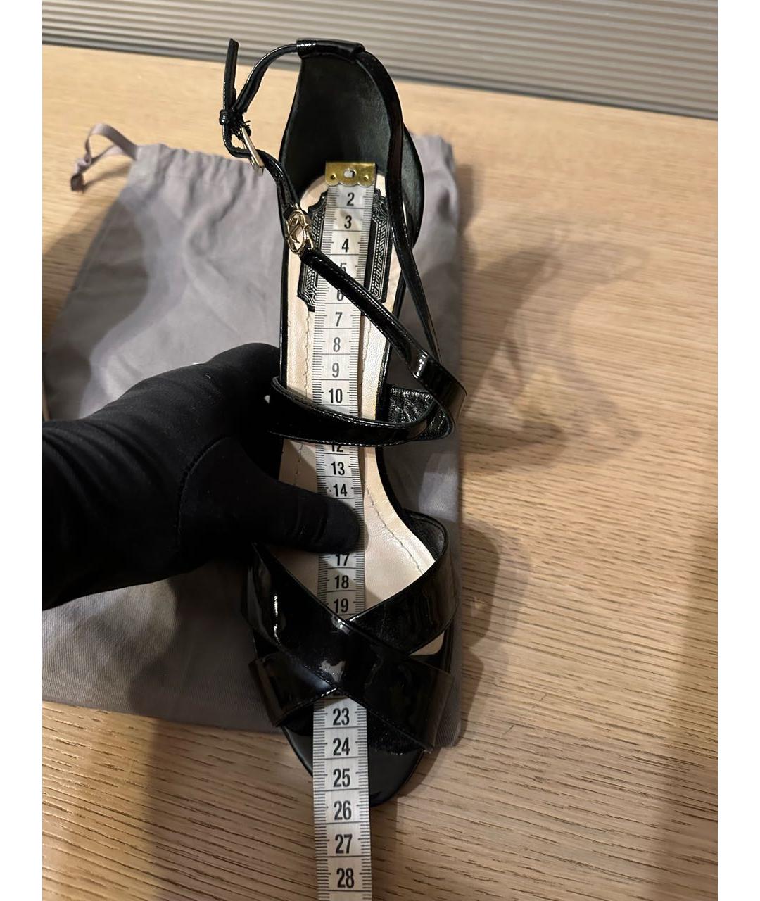 CHRISTIAN DIOR Черные босоножки из лакированной кожи, фото 3