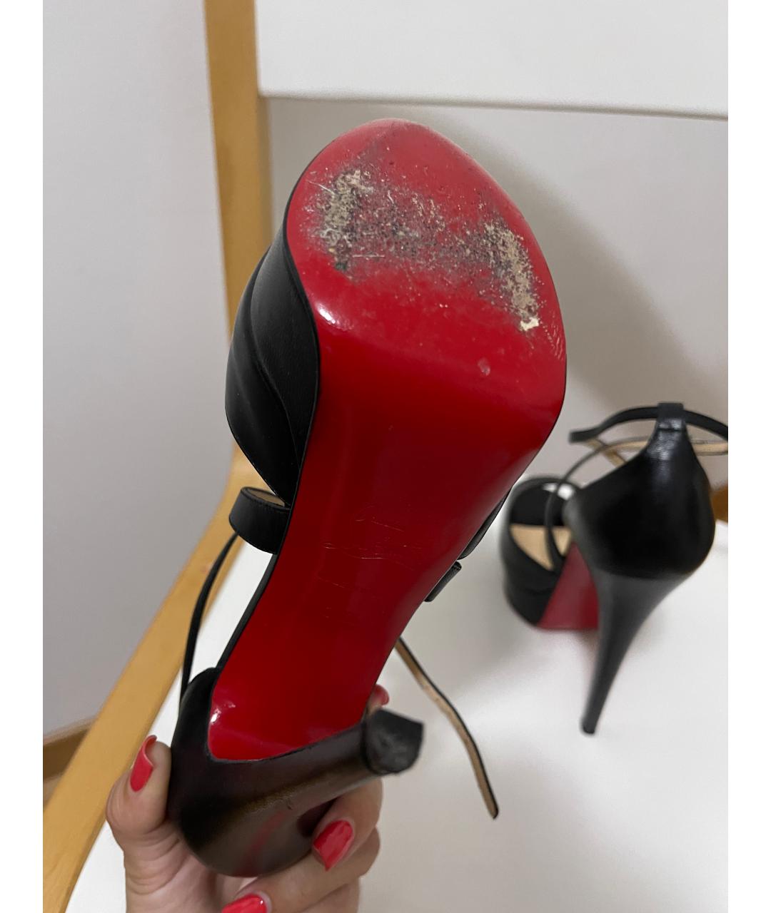 CHRISTIAN LOUBOUTIN Черные кожаные босоножки, фото 5