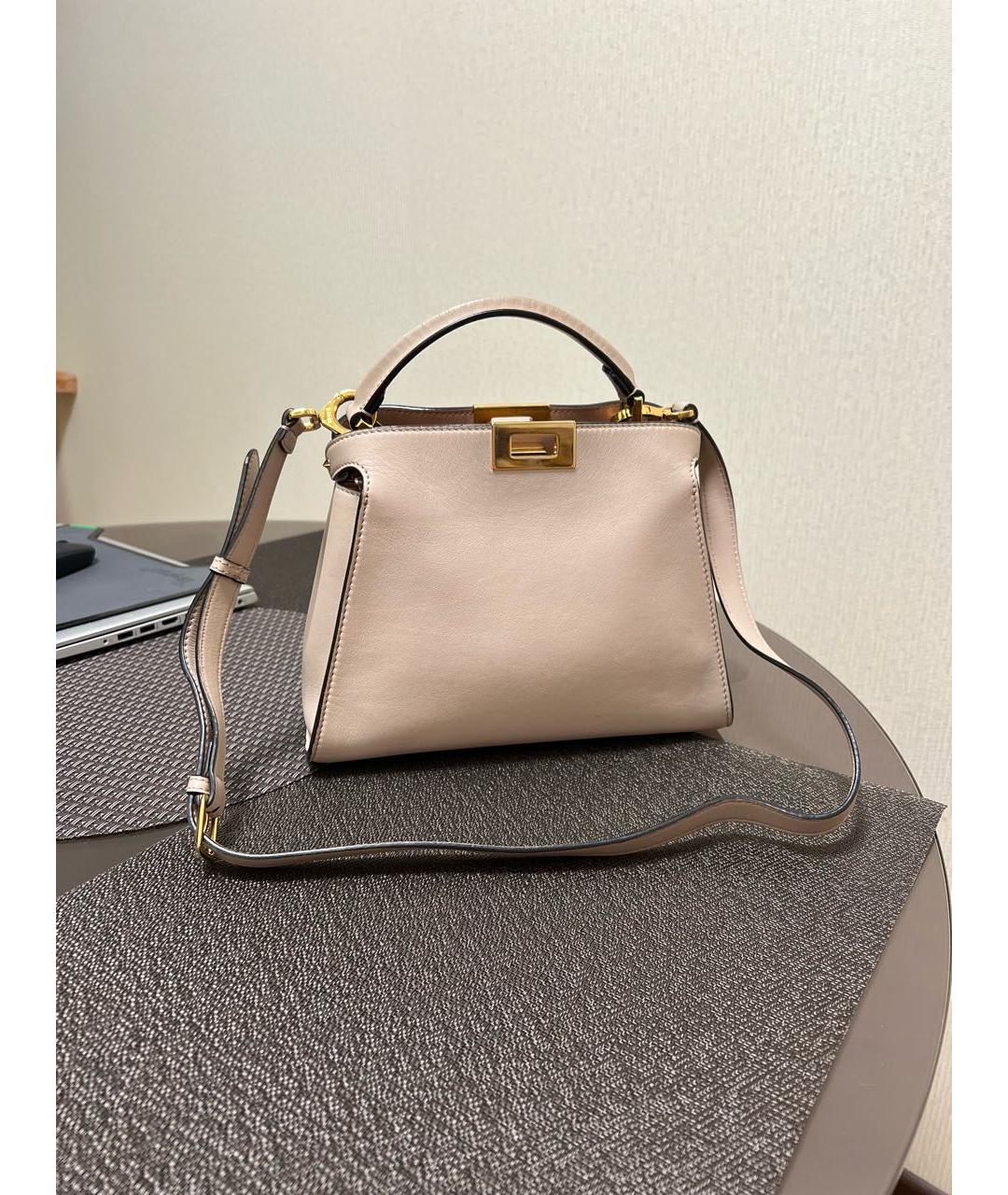 FENDI Бежевая кожаная сумка тоут, фото 6