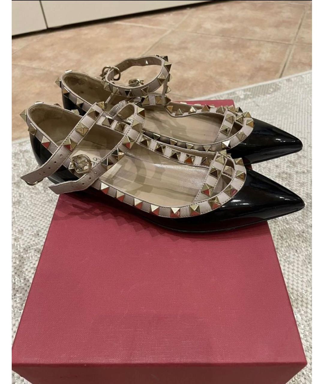 VALENTINO Черные балетки из лакированной кожи, фото 5