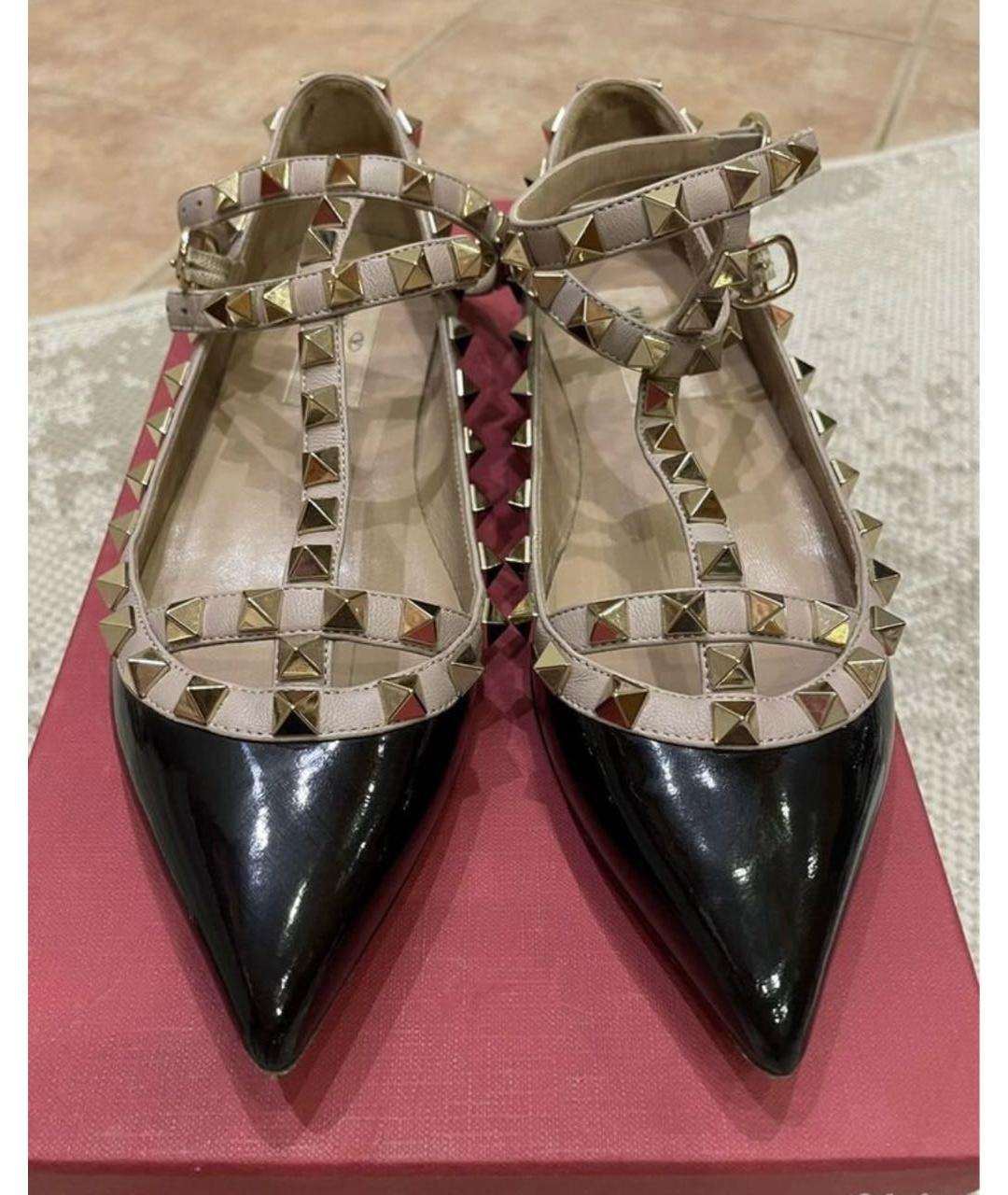 VALENTINO Черные балетки из лакированной кожи, фото 2