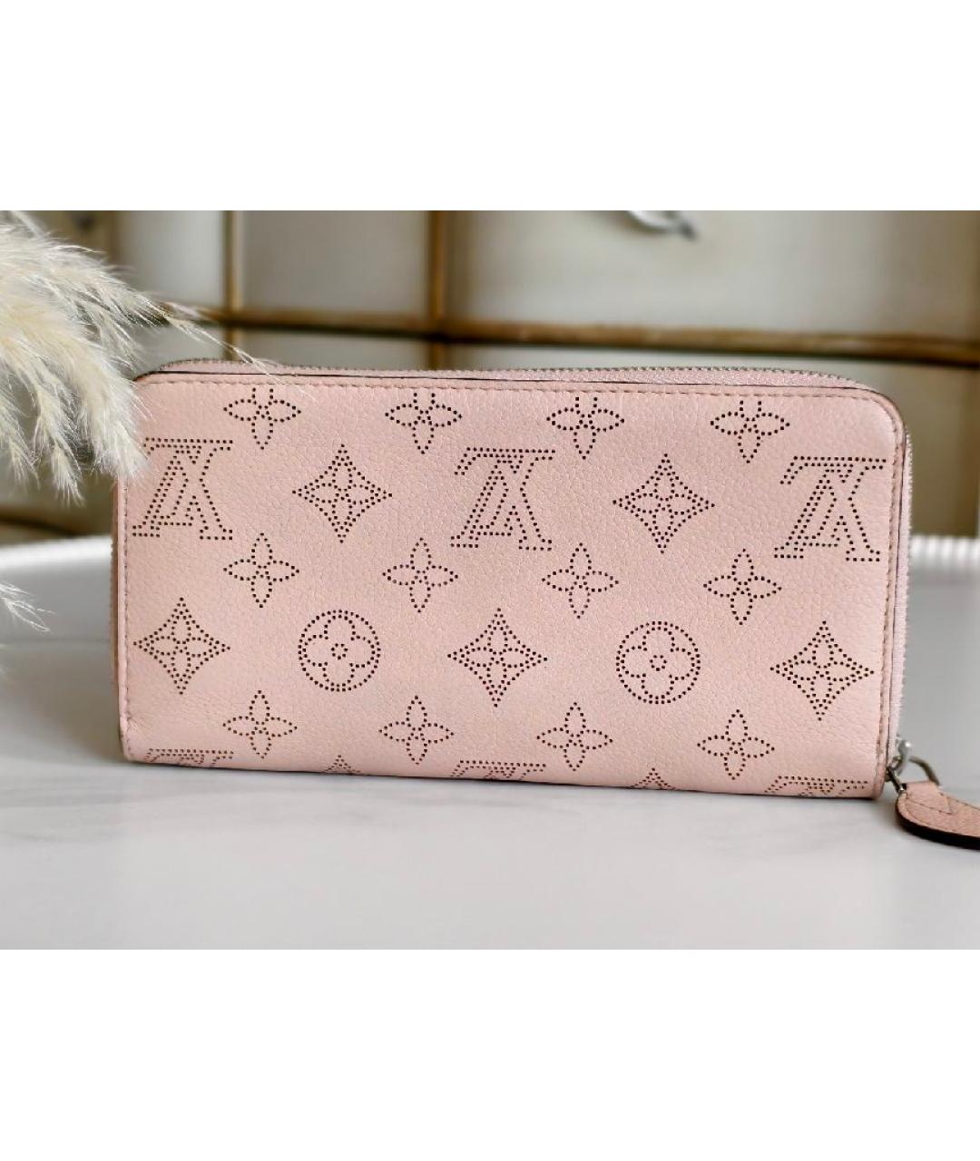 LOUIS VUITTON Розовый кожаный кошелек, фото 3