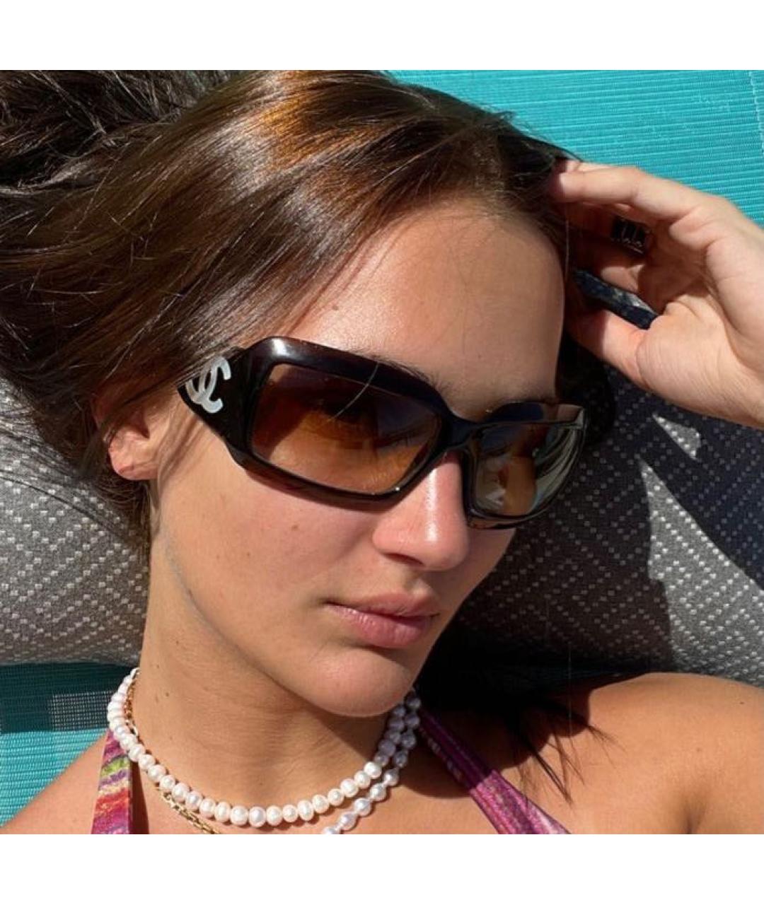 CHANEL Коричневые пластиковые солнцезащитные очки, фото 8
