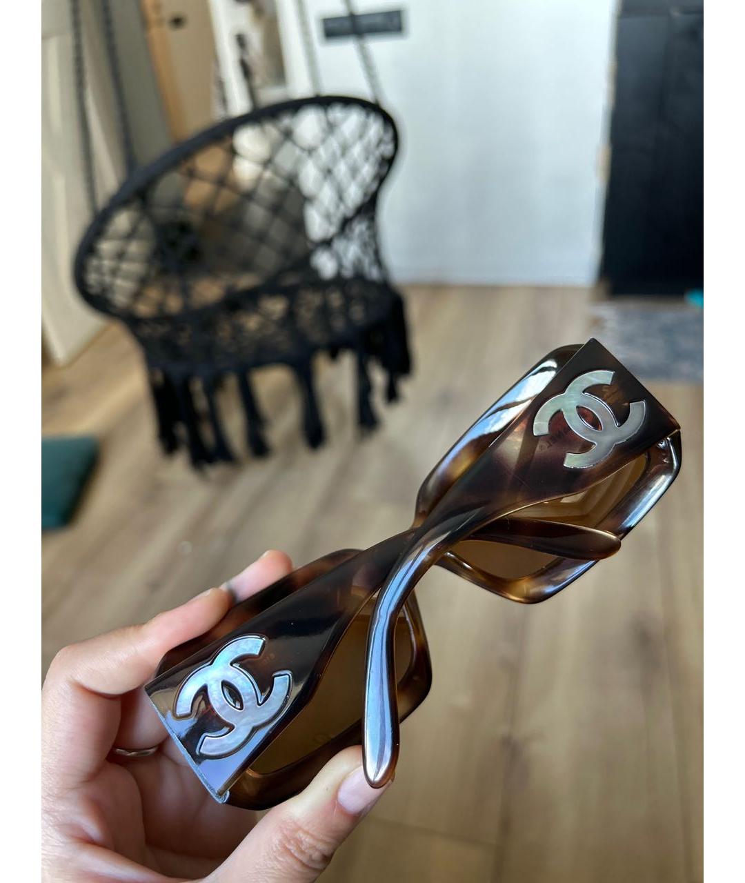 CHANEL Коричневые пластиковые солнцезащитные очки, фото 2