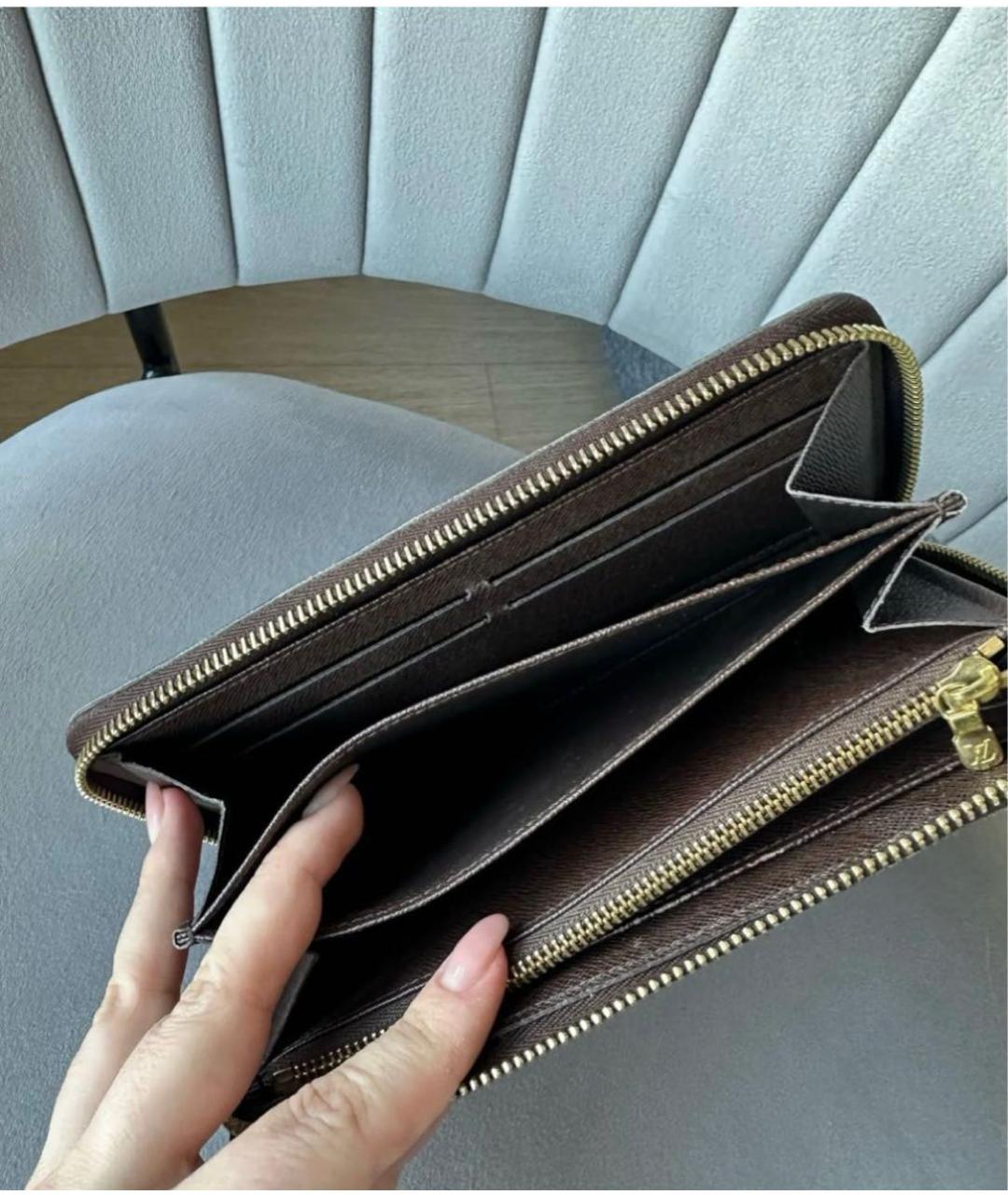 LOUIS VUITTON Коричневый кошелек, фото 5