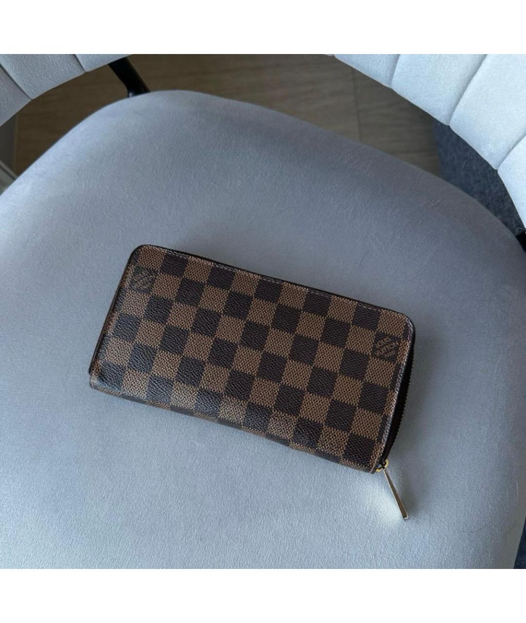 LOUIS VUITTON Коричневый кошелек, фото 2