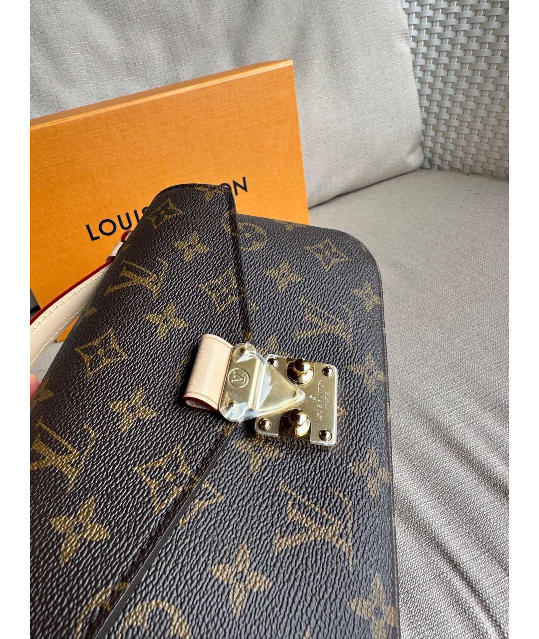 LOUIS VUITTON Коричневая кожаная сумка через плечо, фото 6