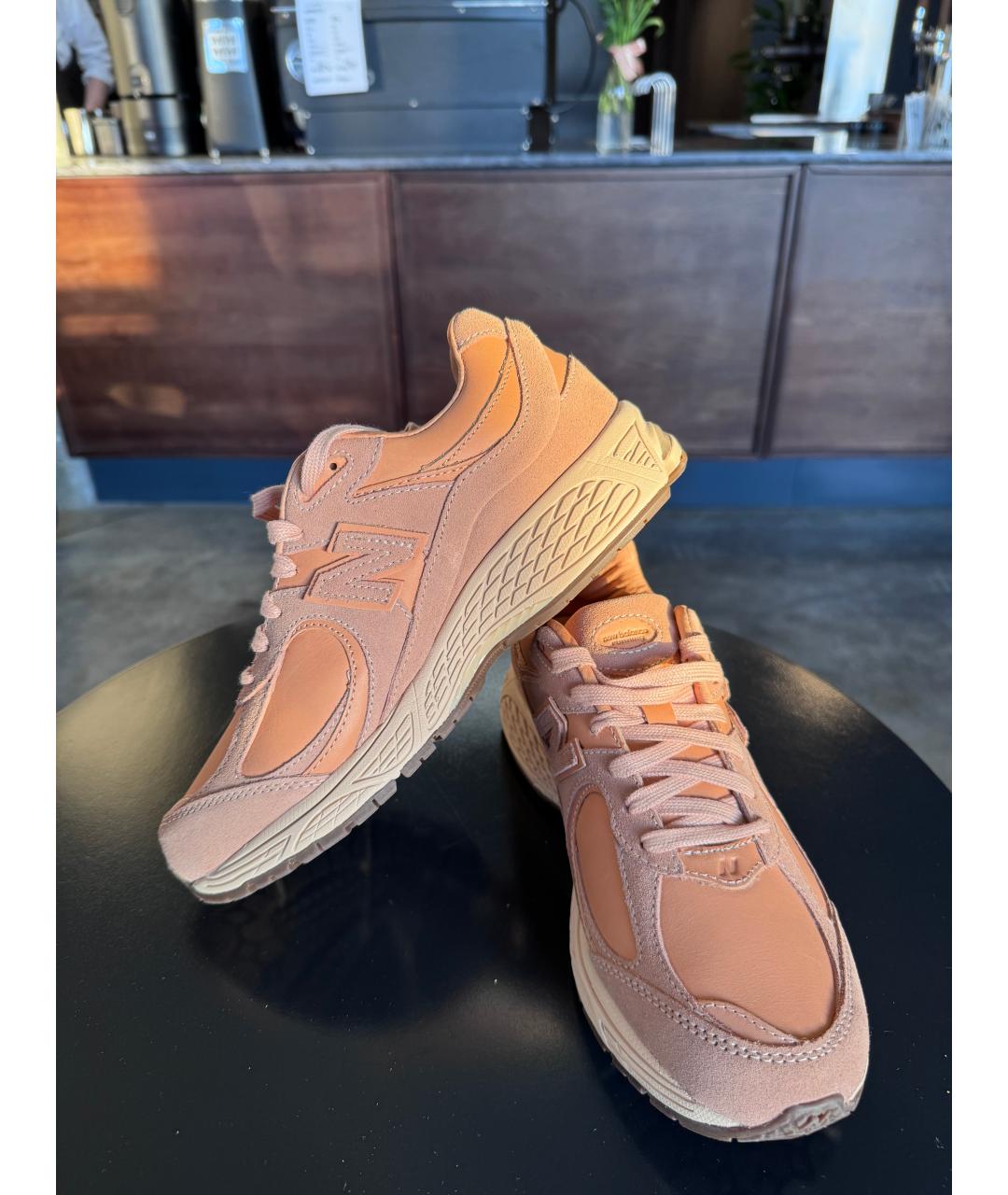 NEW BALANCE Бежевые кожаные кроссовки, фото 3