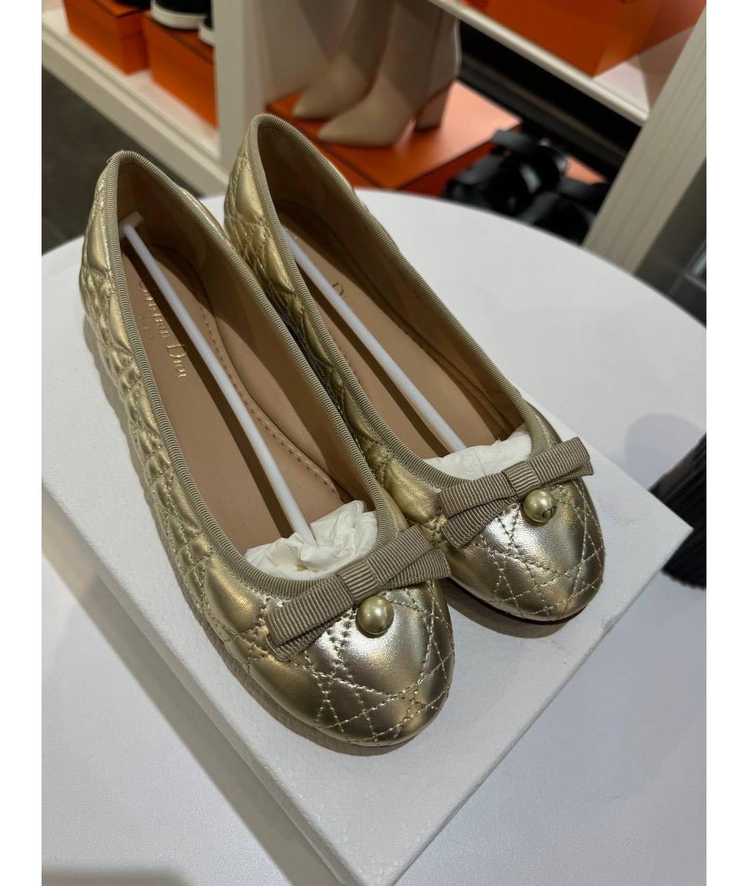 CHRISTIAN DIOR Золотые кожаные балетки, фото 2