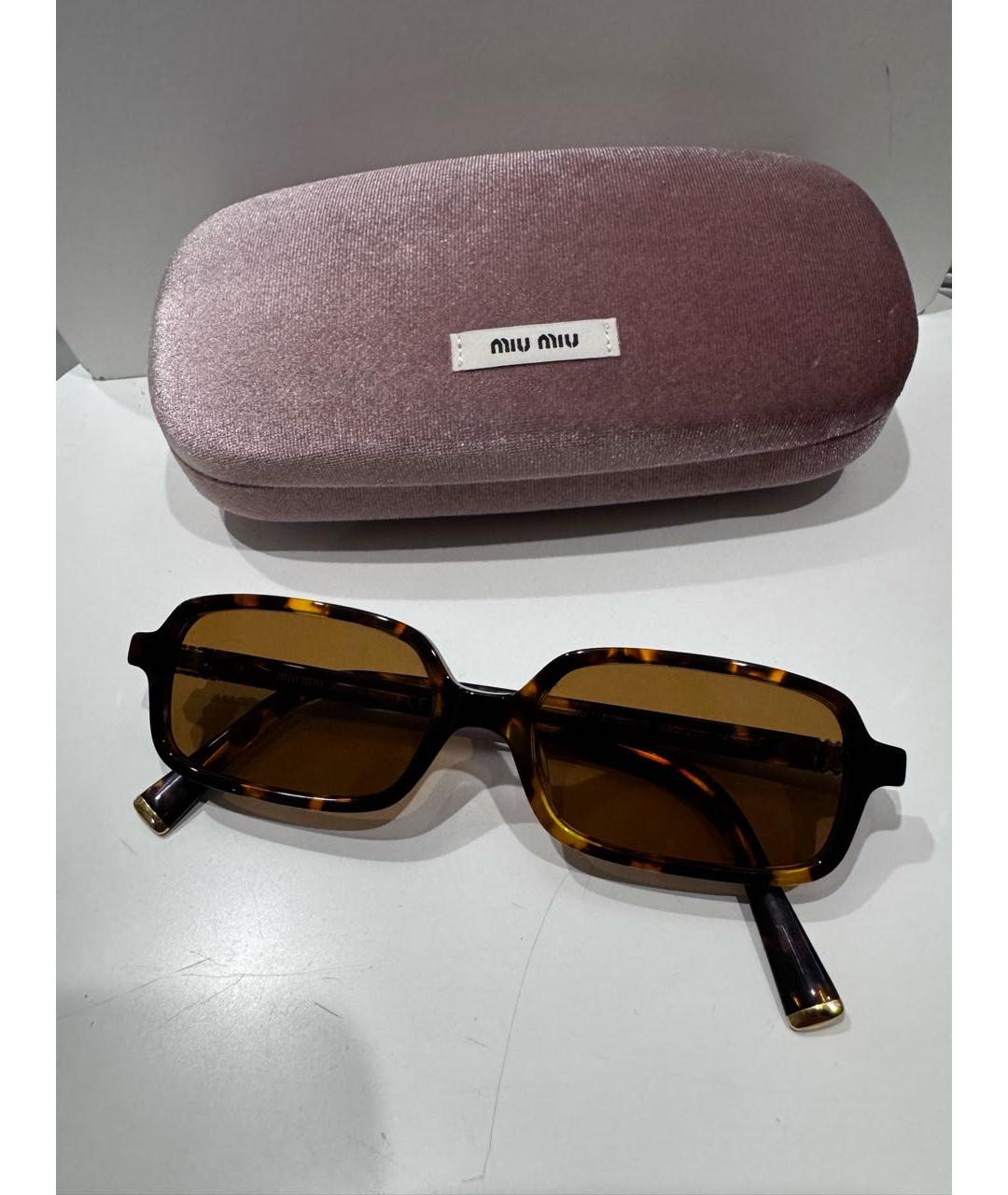 MIU MIU Коричневые пластиковые солнцезащитные очки, фото 2