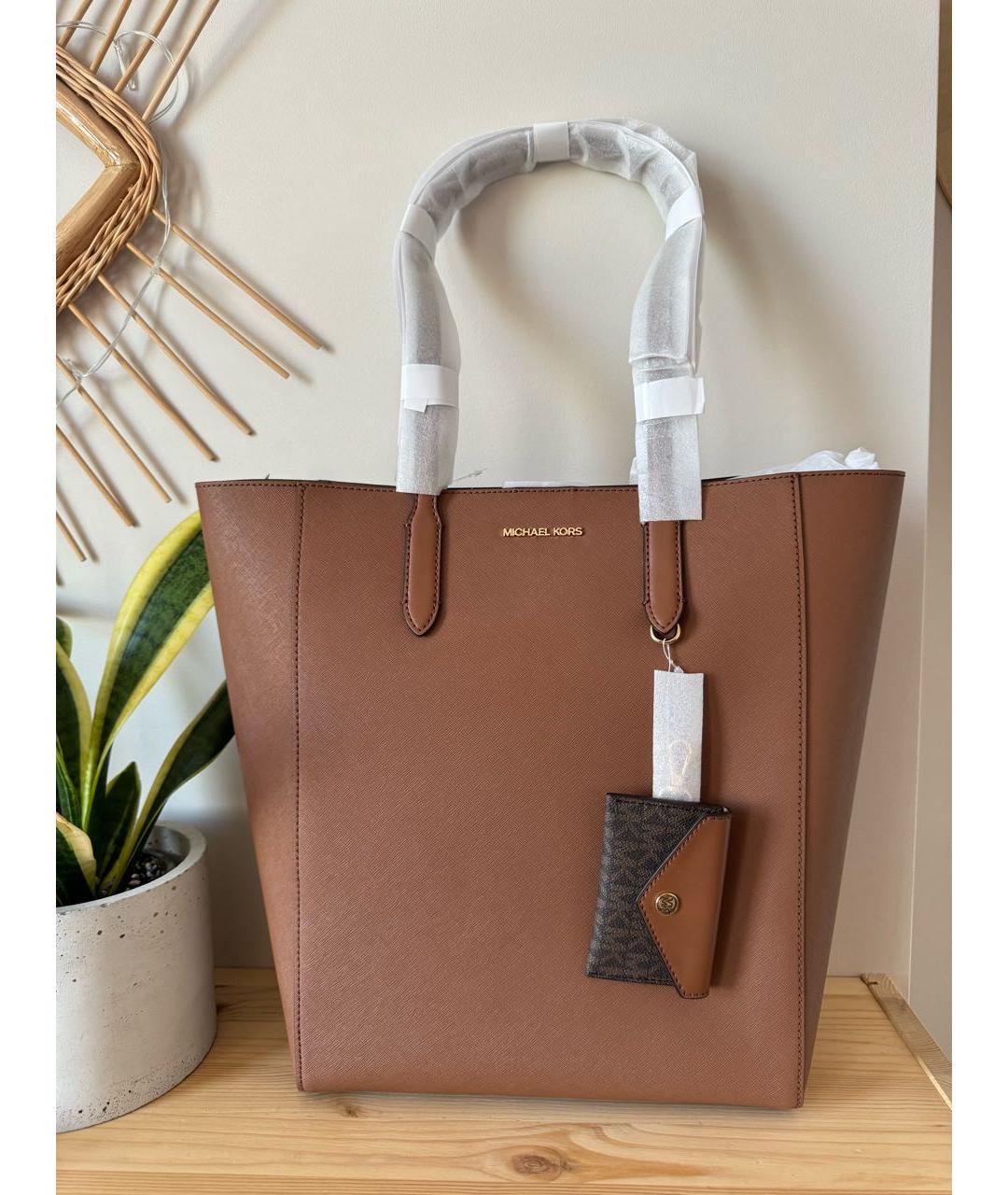 MICHAEL KORS Коричневая кожаная сумка с короткими ручками, фото 6