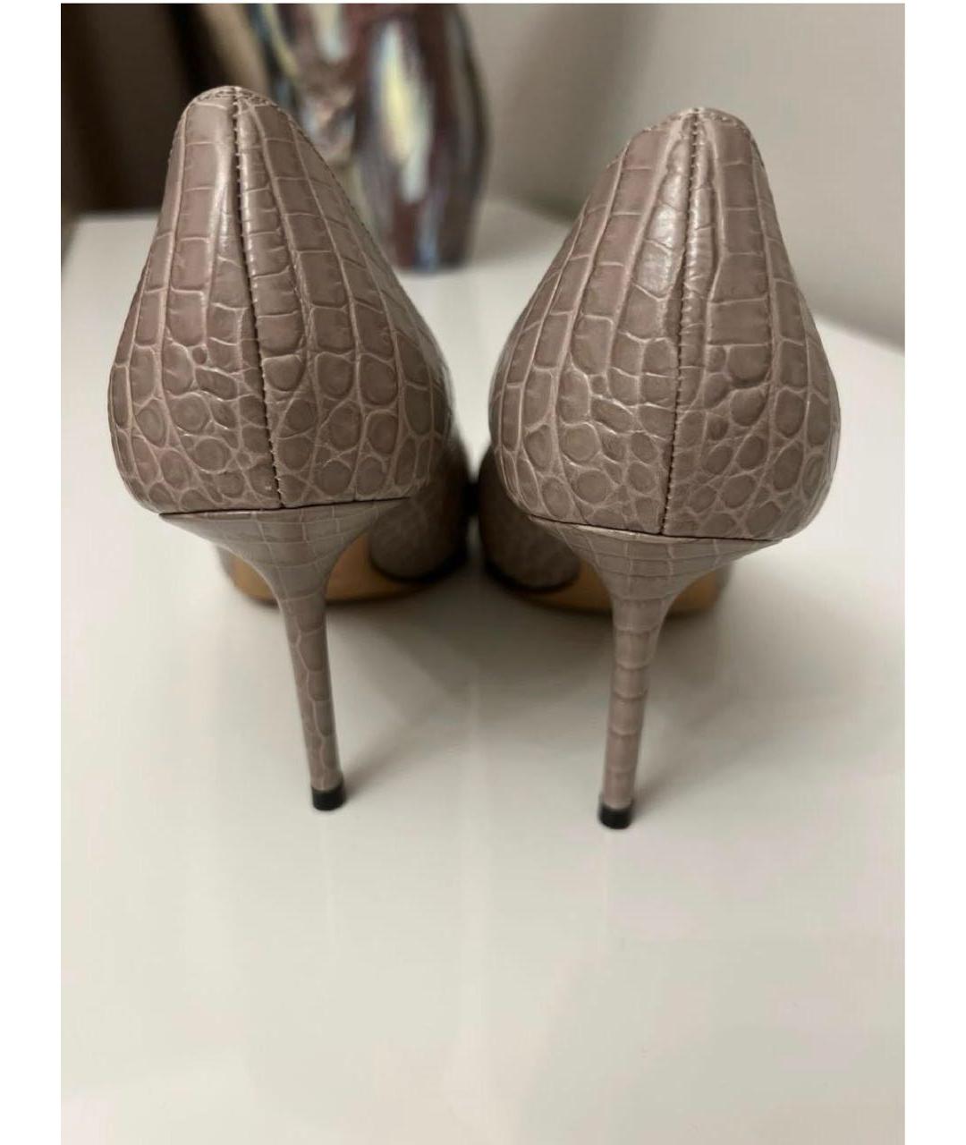 JIMMY CHOO Бежевые кожаные лодочки на низком каблуке, фото 4