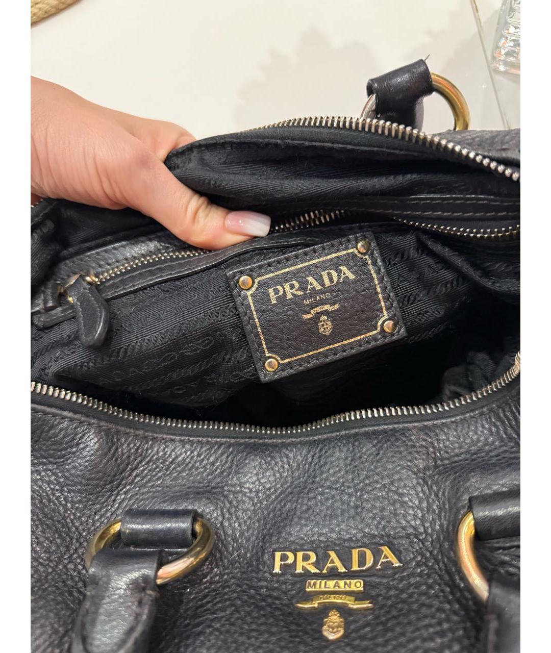 PRADA Черная кожаная сумка с короткими ручками, фото 5