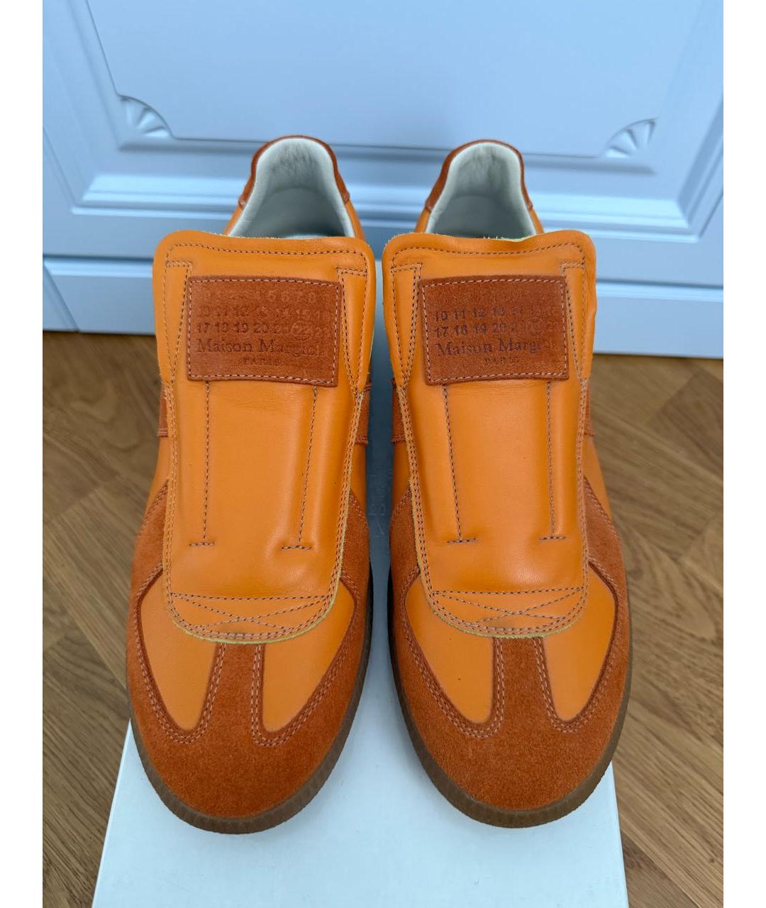 MAISON MARGIELA Оранжевое замшевые кеды, фото 2