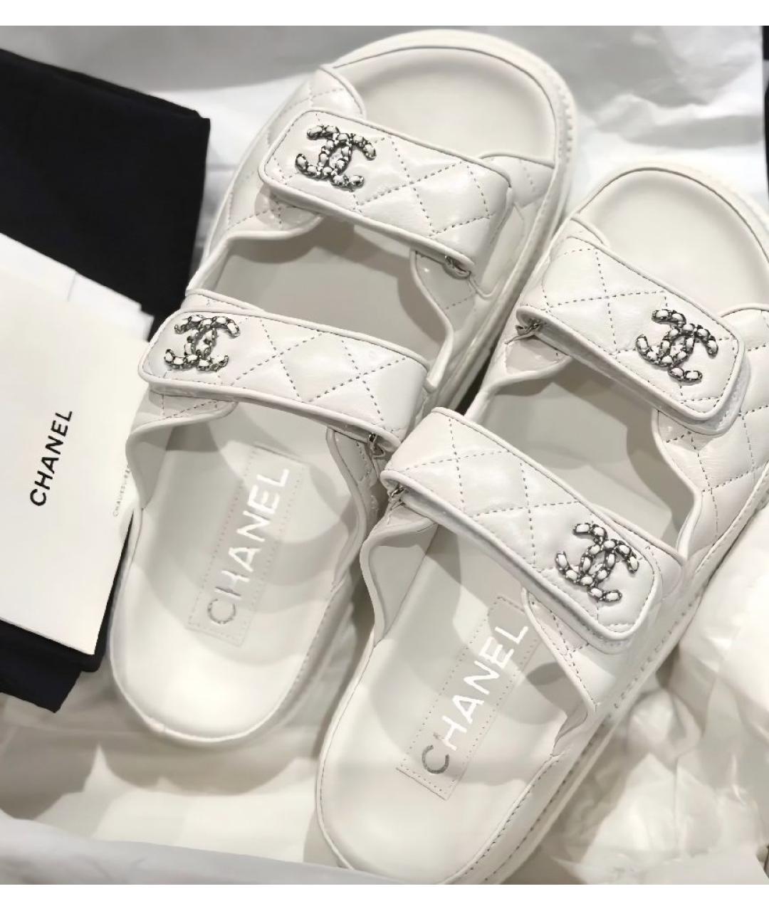 CHANEL Белые шлепанцы, фото 3