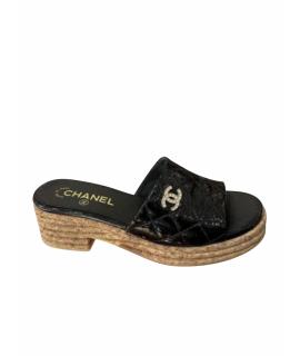 CHANEL Шлепанцы