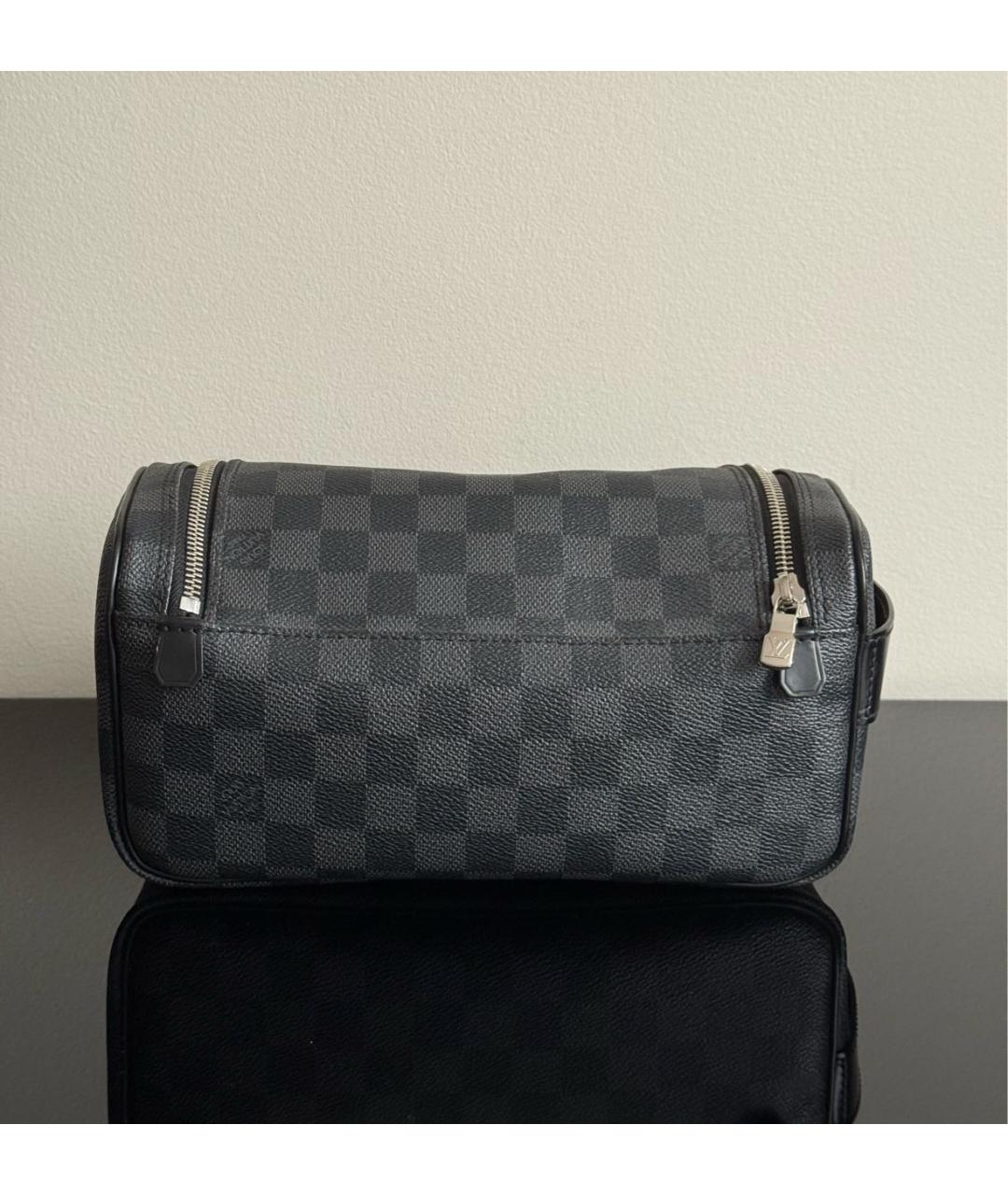 LOUIS VUITTON Черная кожаная барсетка, фото 3