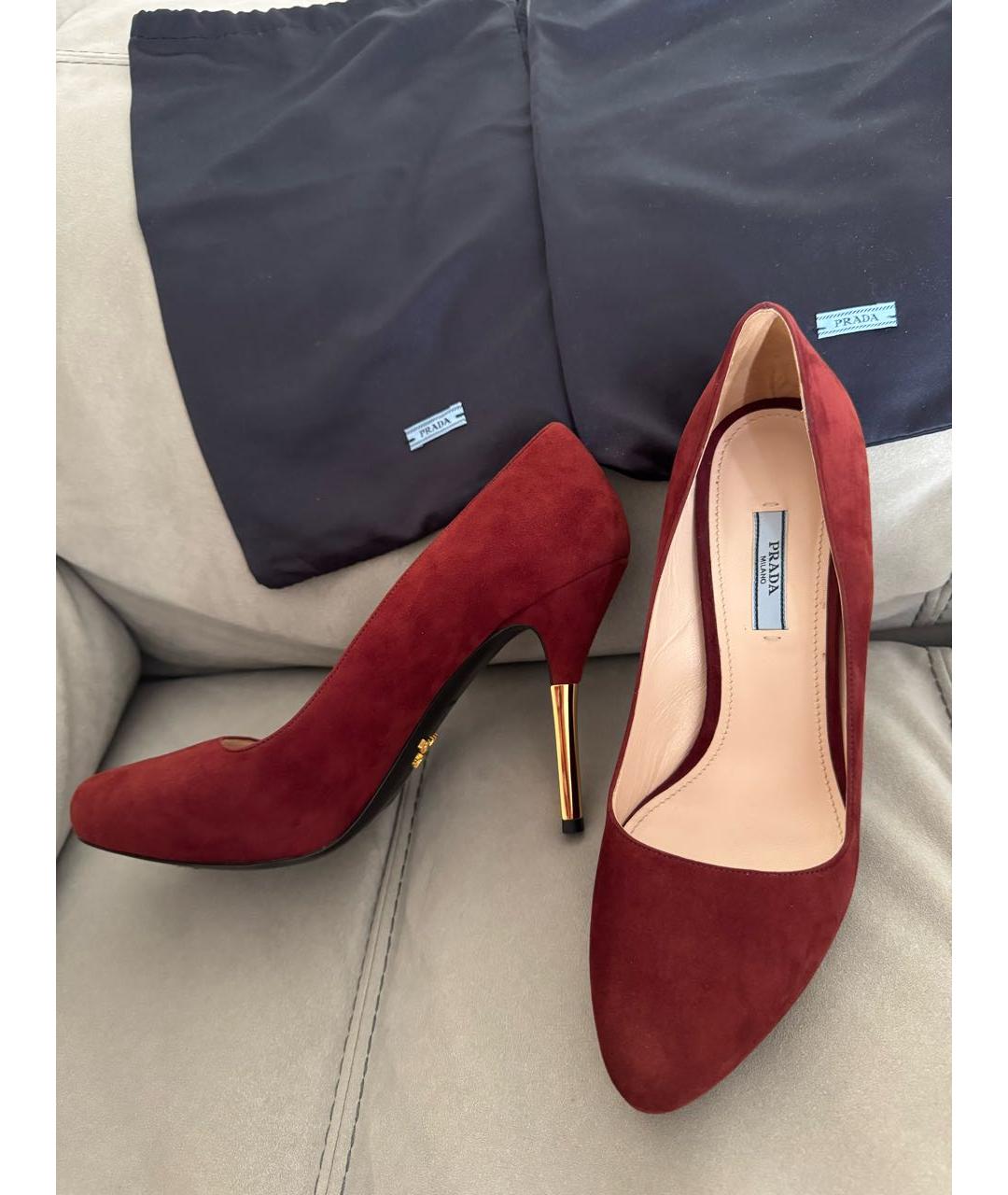 PRADA Бордовые замшевые туфли, фото 2