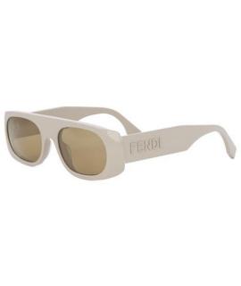 FENDI Солнцезащитные очки