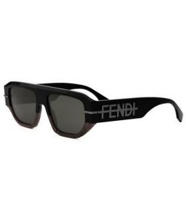 FENDI Солнцезащитные очки