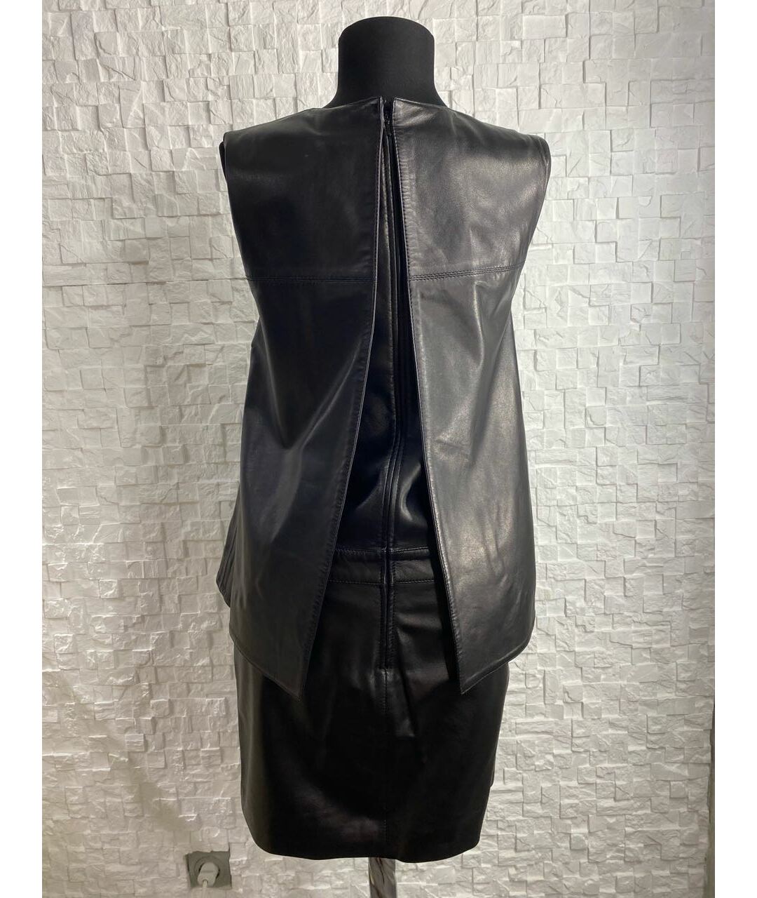 MCQ ALEXANDER MCQUEEN Черное кожаное платье, фото 2