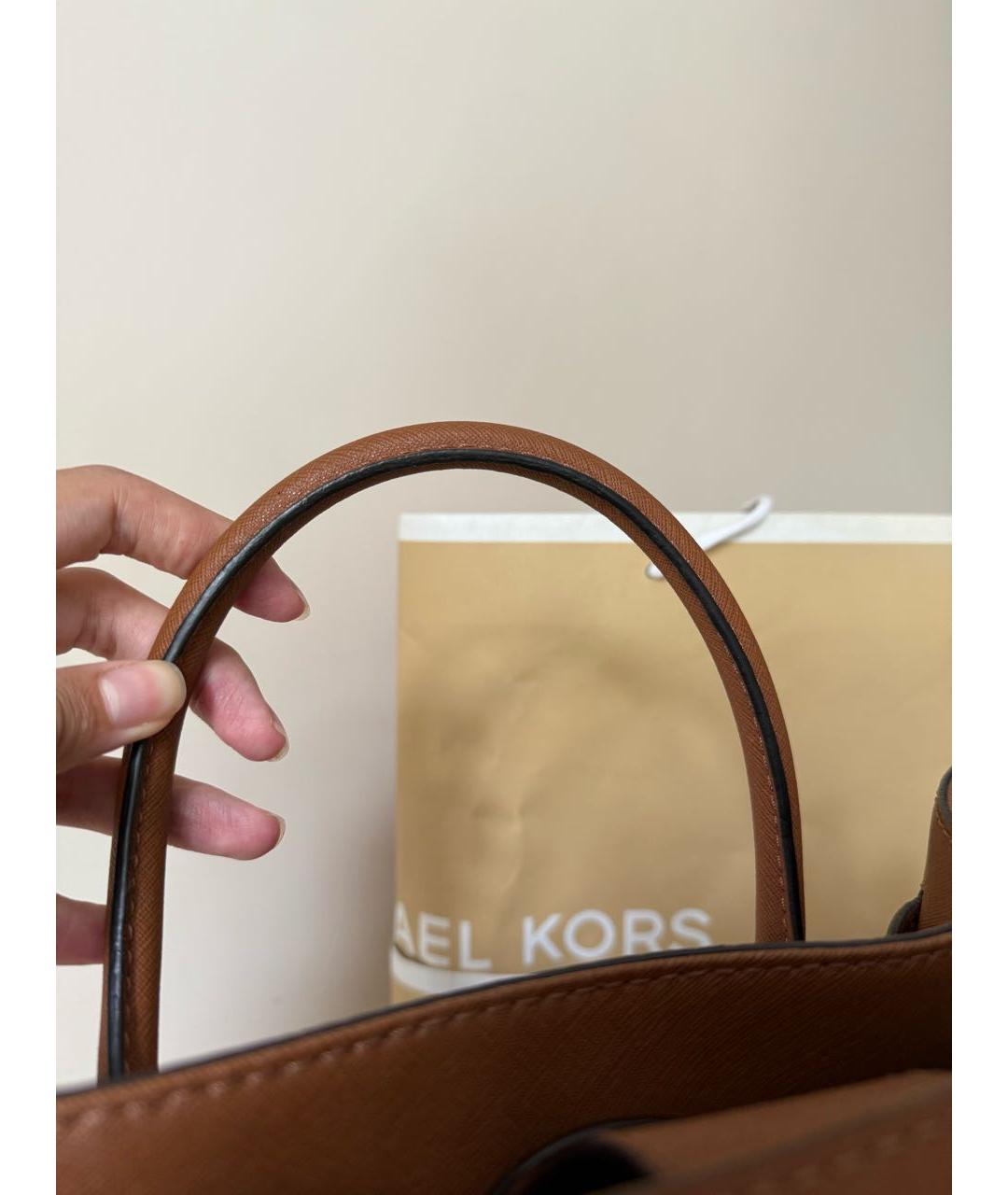 MICHAEL KORS Коричневая кожаная сумка тоут, фото 6