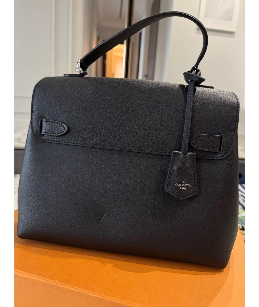 LOUIS VUITTON Черная кожаная сумка через плечо, фото 3