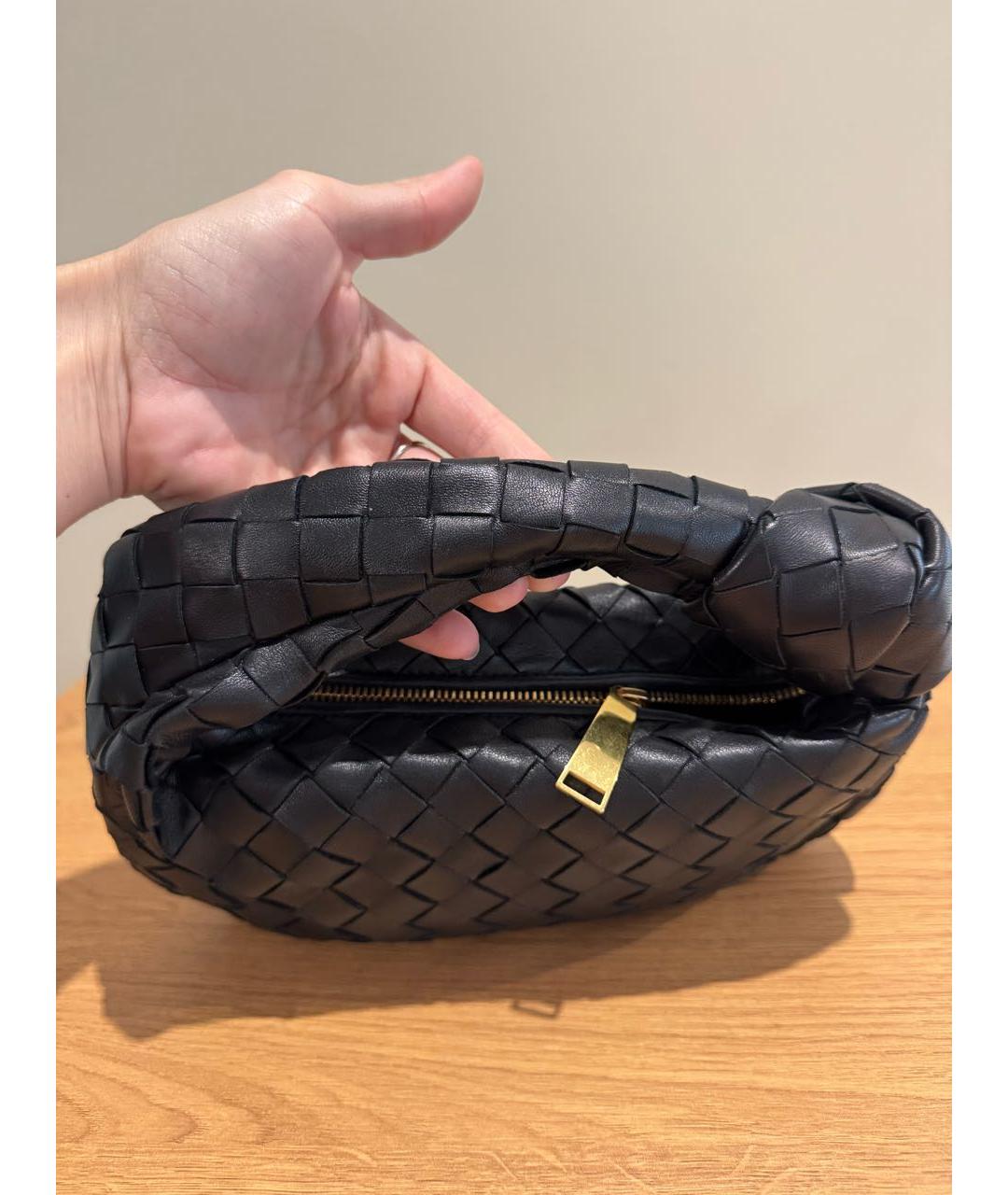 BOTTEGA VENETA Черная кожаная сумка с короткими ручками, фото 3