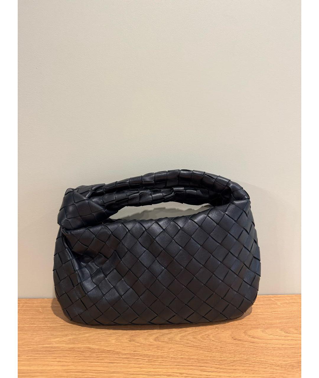 BOTTEGA VENETA Черная кожаная сумка с короткими ручками, фото 6