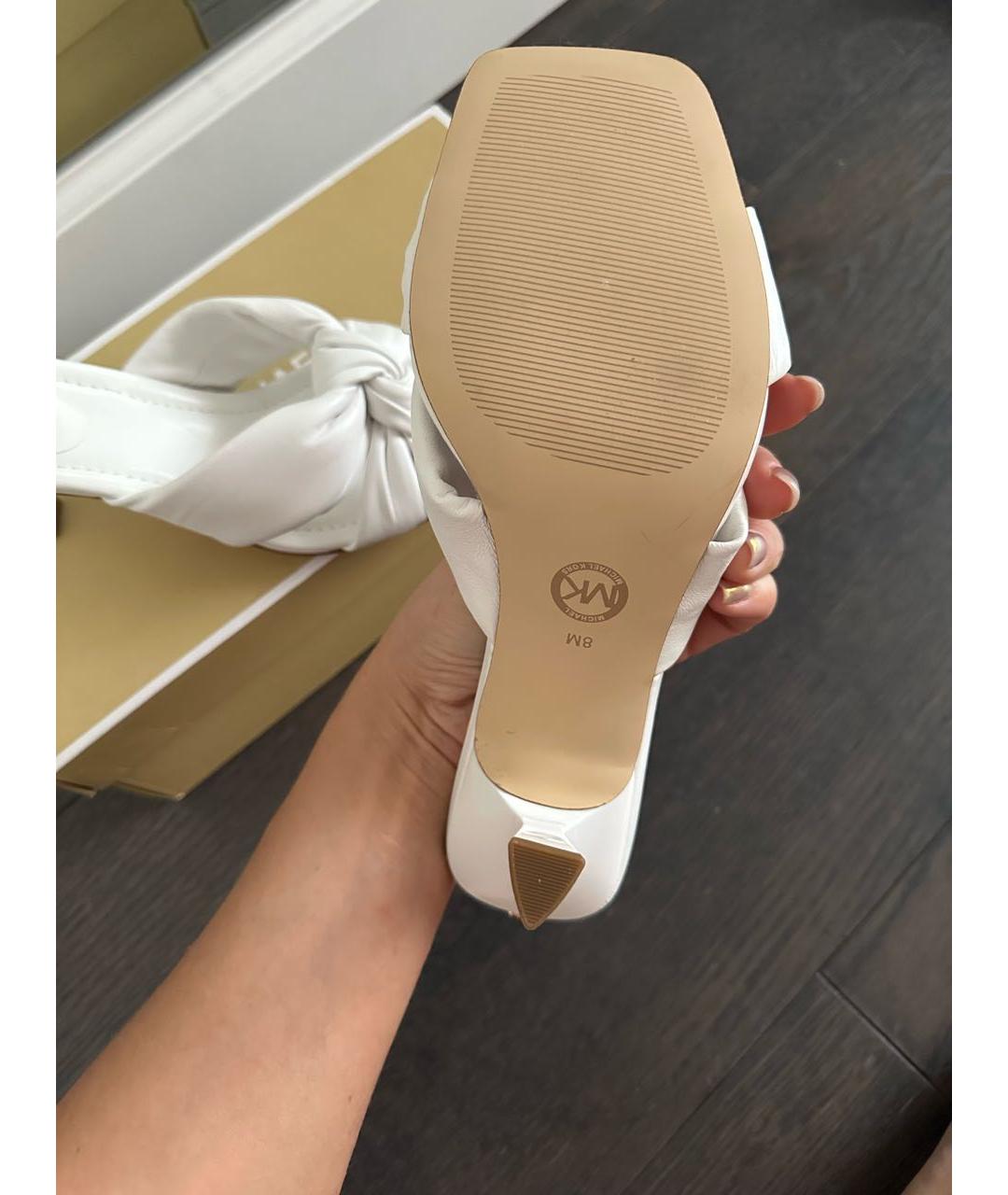 MICHAEL KORS Белые кожаные мюли, фото 8