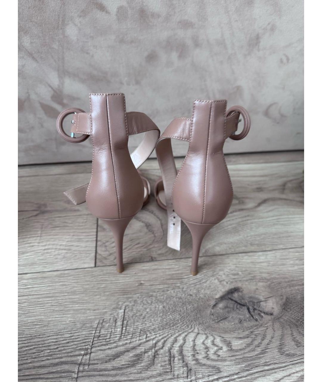 GIANVITO ROSSI Бежевые кожаные босоножки, фото 3