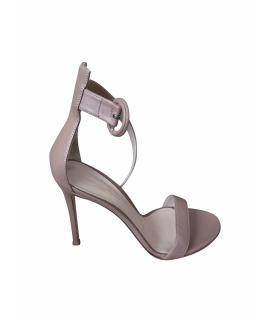 GIANVITO ROSSI Босоножки