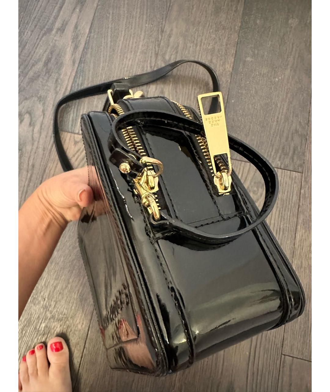 MARC BY MARC JACOBS Черная сумка через плечо из лакированной кожи, фото 4
