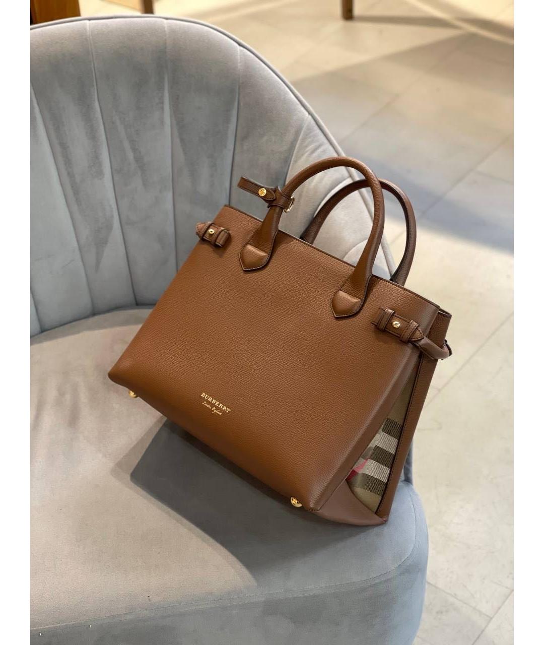 BURBERRY Коричневая кожаная сумка с короткими ручками, фото 4
