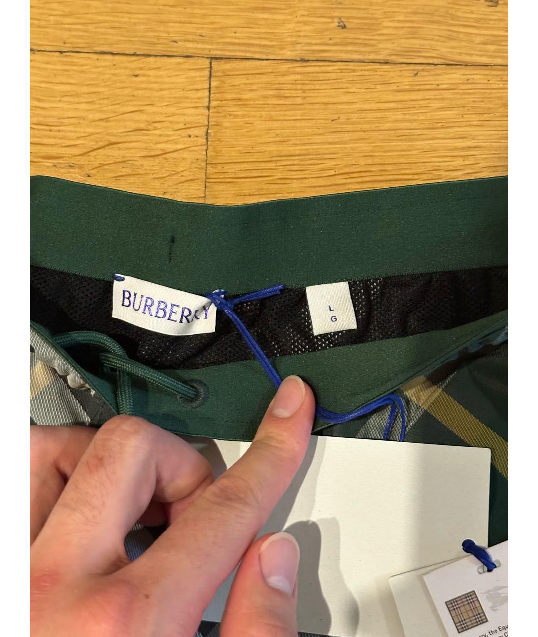BURBERRY Зеленые шорты, фото 3