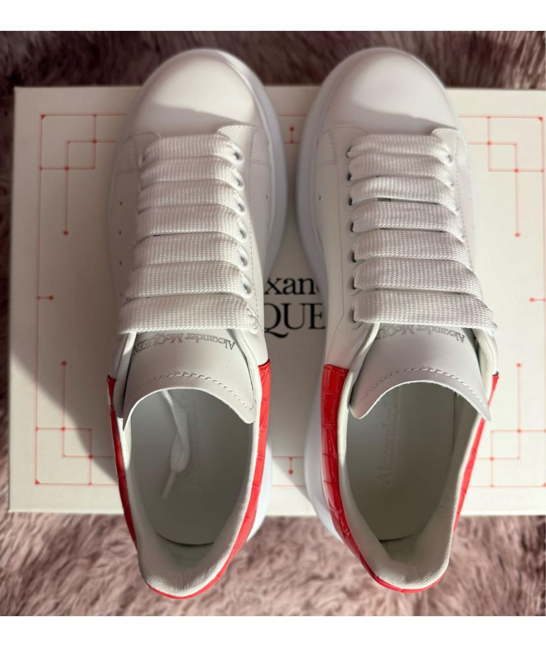 ALEXANDER MCQUEEN Белые кожаные кроссовки, фото 2