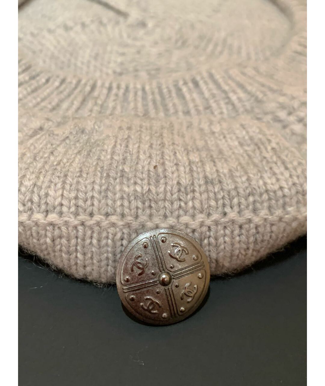 CHANEL Серая шапка, фото 5