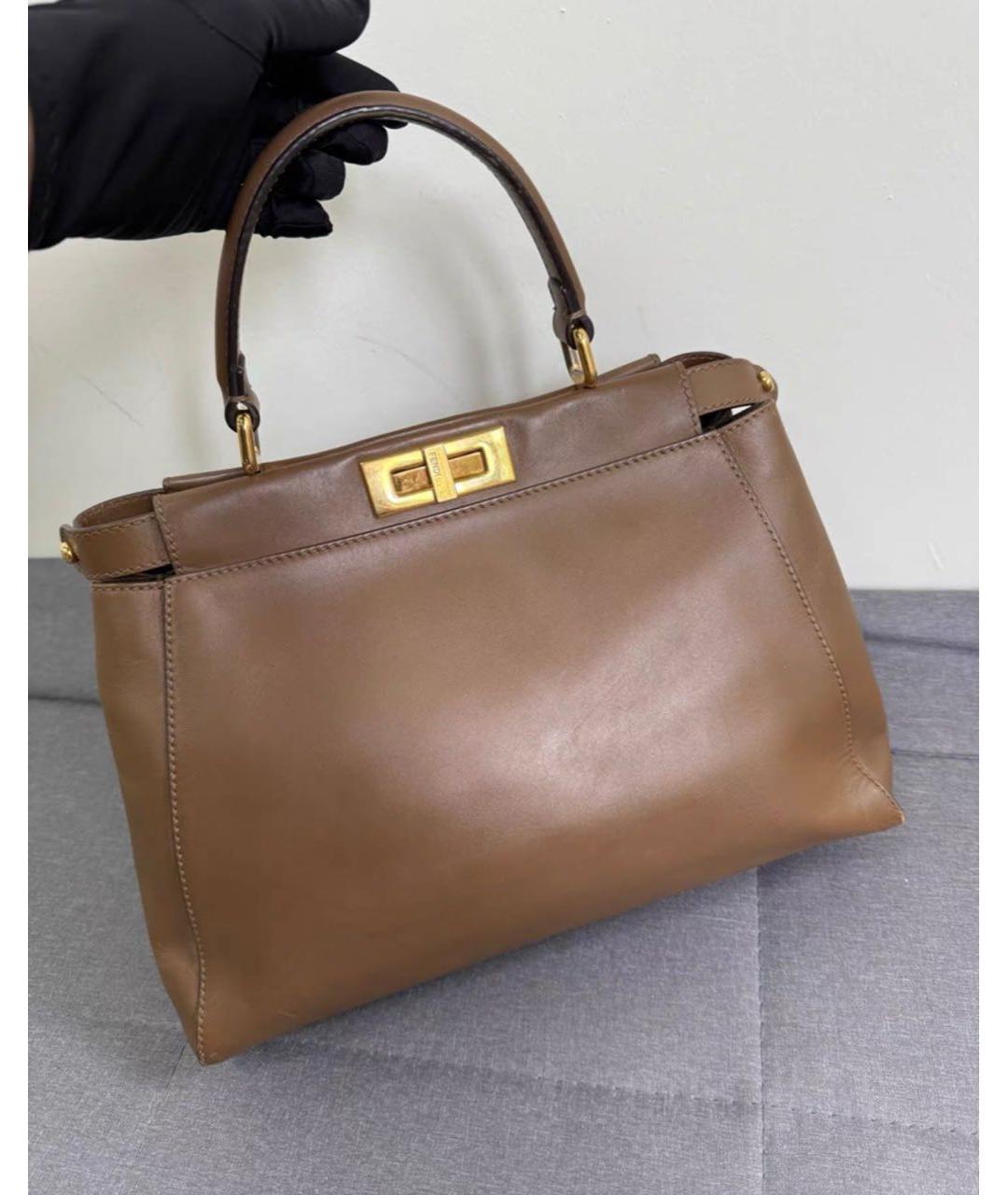FENDI Коричневая кожаная сумка с короткими ручками, фото 8