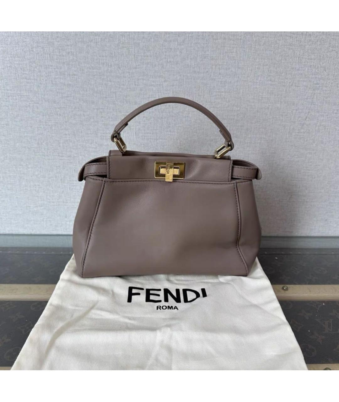 FENDI Серая кожаная сумка с короткими ручками, фото 3
