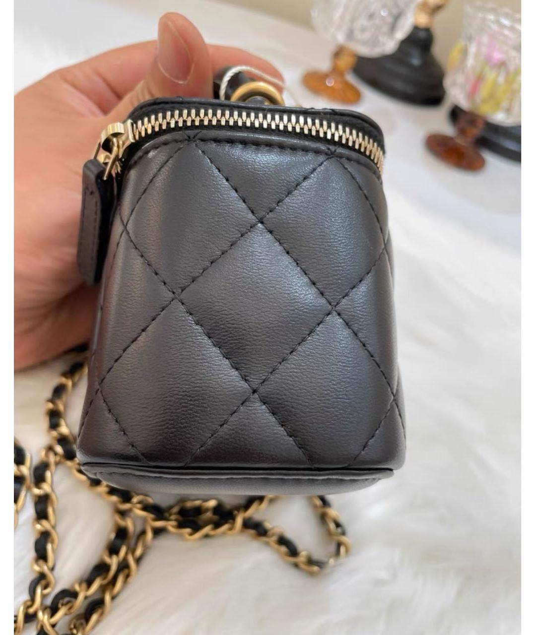 CHANEL Черная кожаная сумка с короткими ручками, фото 5