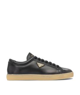 PRADA Низкие кроссовки / кеды