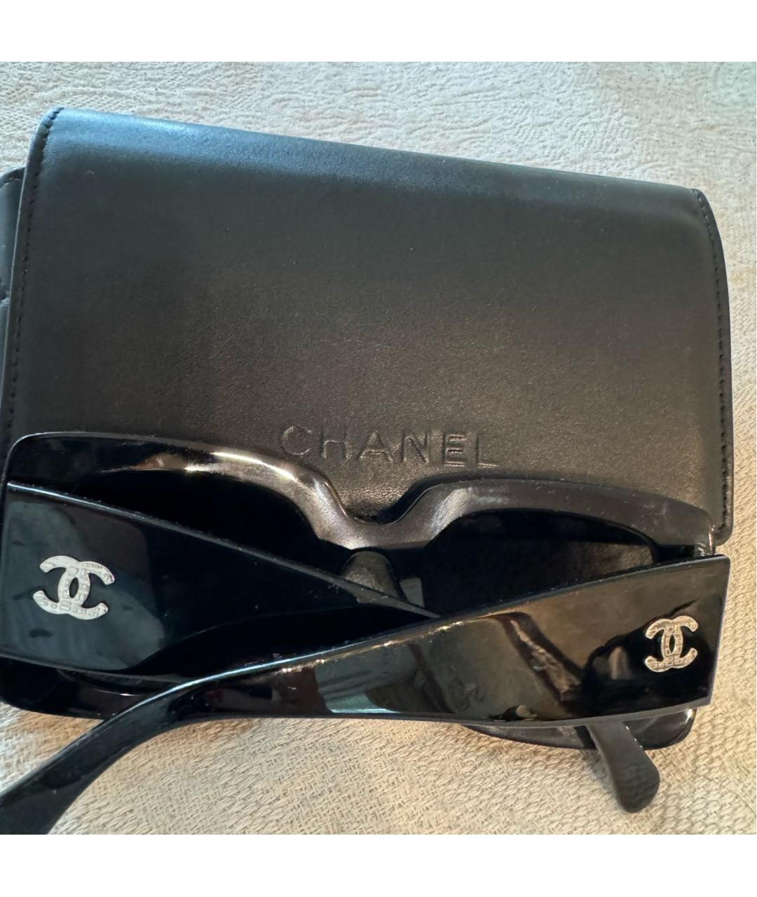 CHANEL Черные пластиковые солнцезащитные очки, фото 3