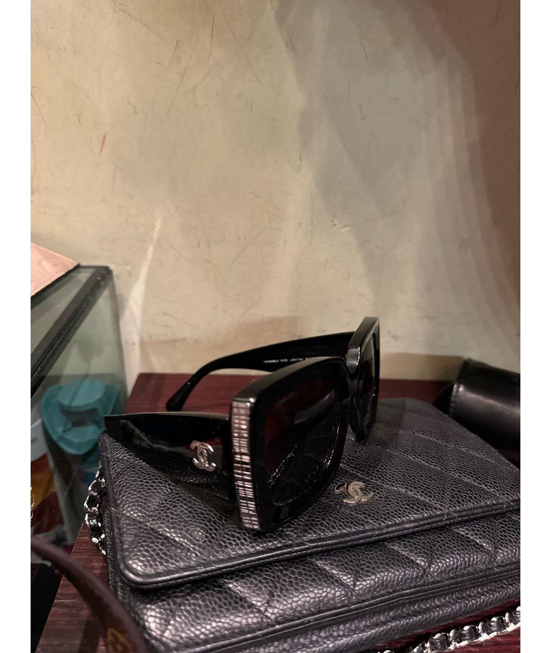 CHANEL Черные пластиковые солнцезащитные очки, фото 2