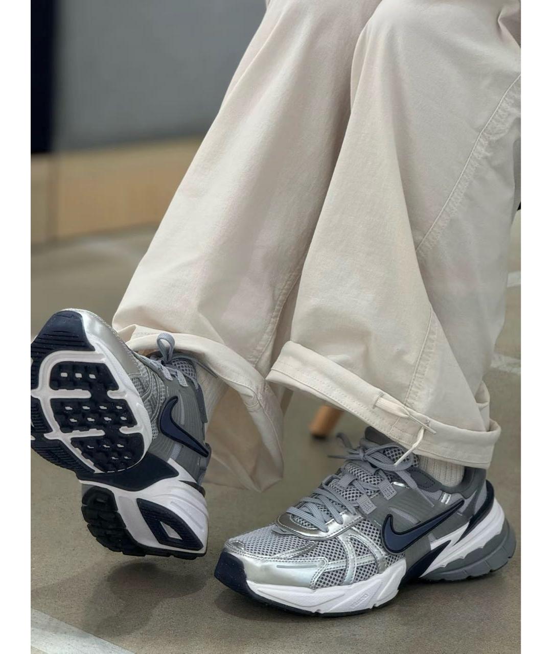 NIKE Серебряные текстильные низкие кроссовки / кеды, фото 8
