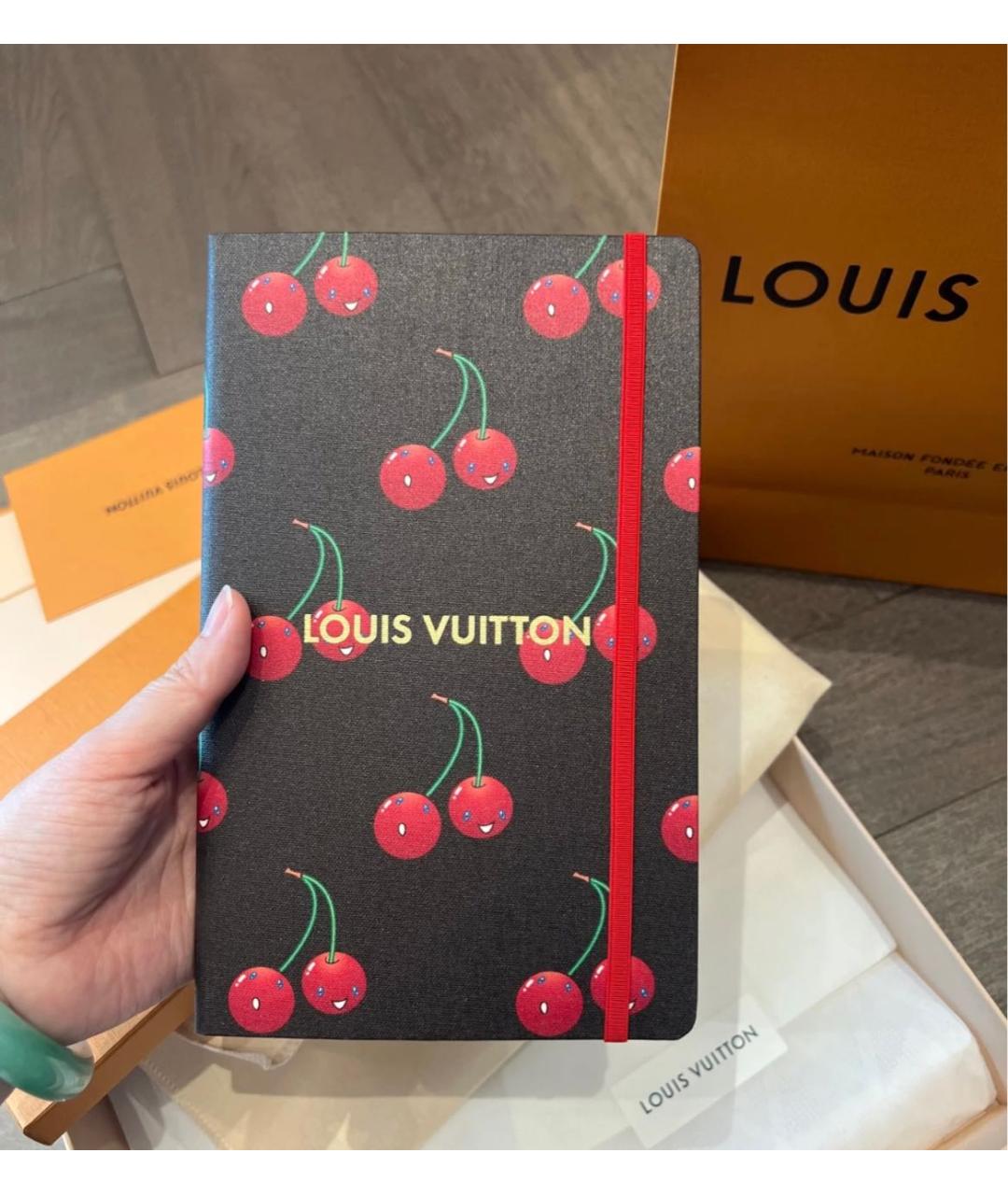 LOUIS VUITTON Книга, фото 4