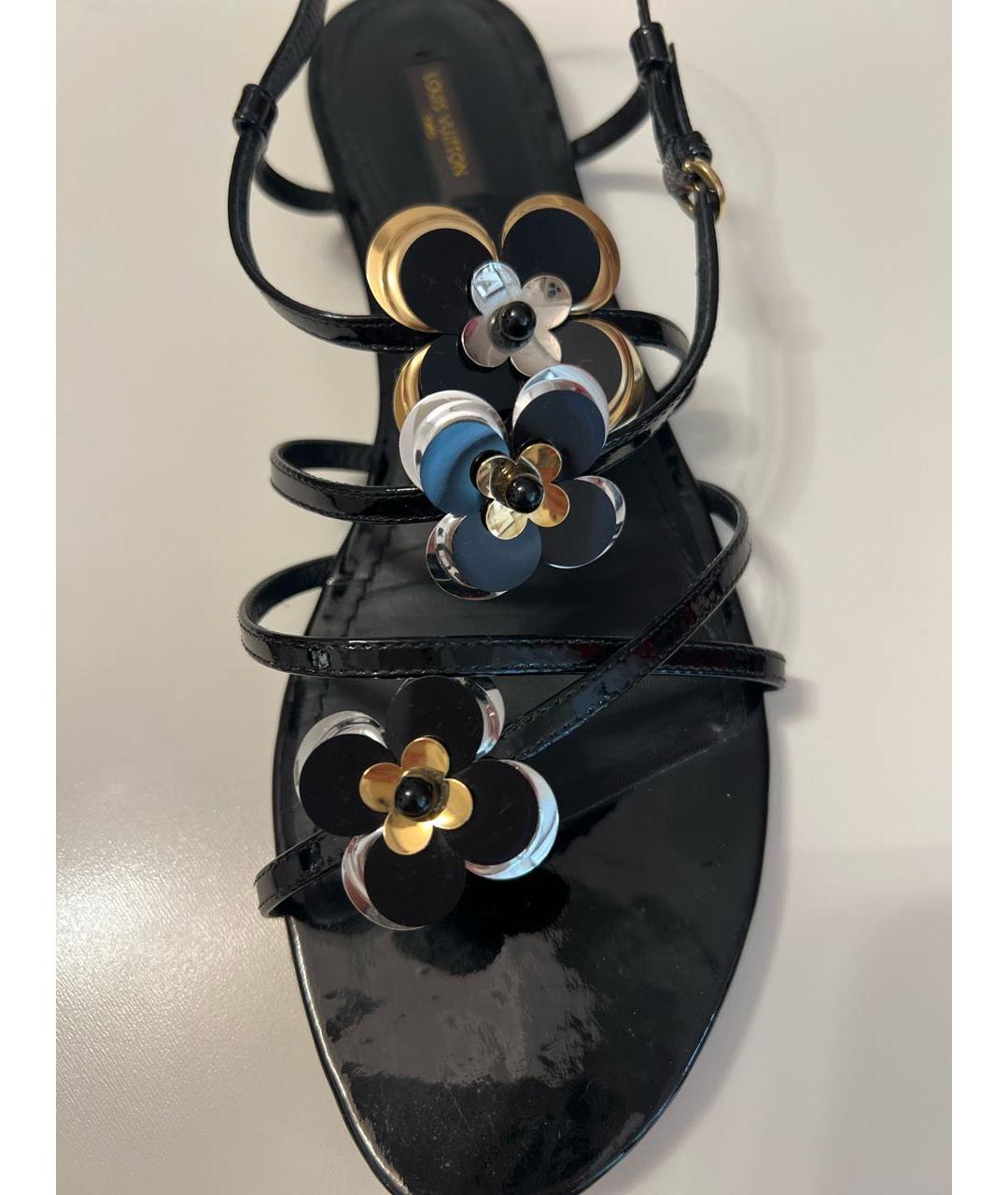 LOUIS VUITTON Черные сандалии из лакированной кожи, фото 5