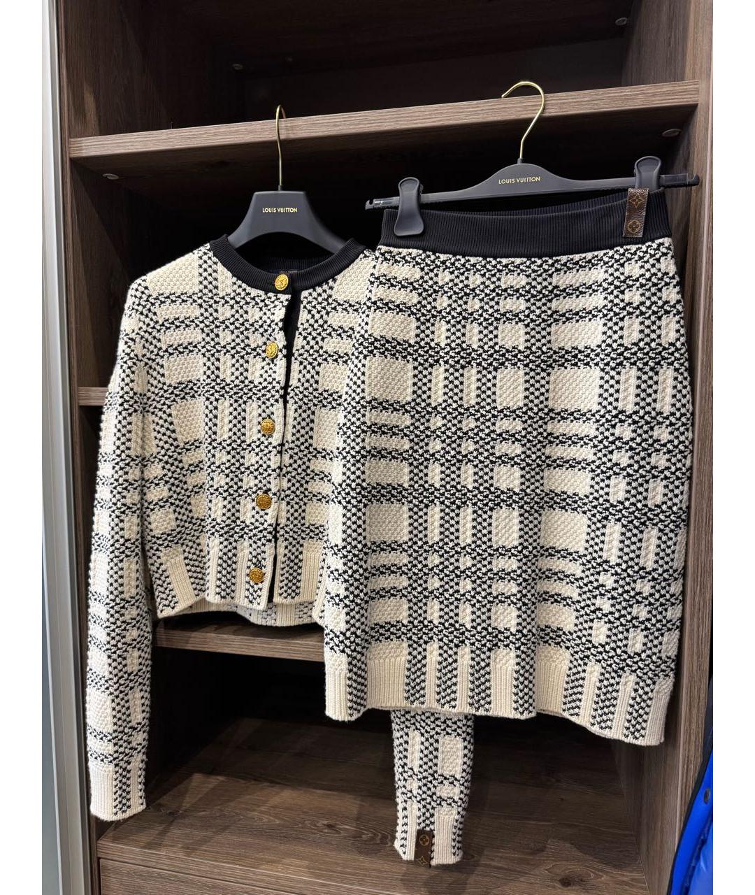LOUIS VUITTON Бежевый вискозный костюм с юбками, фото 2