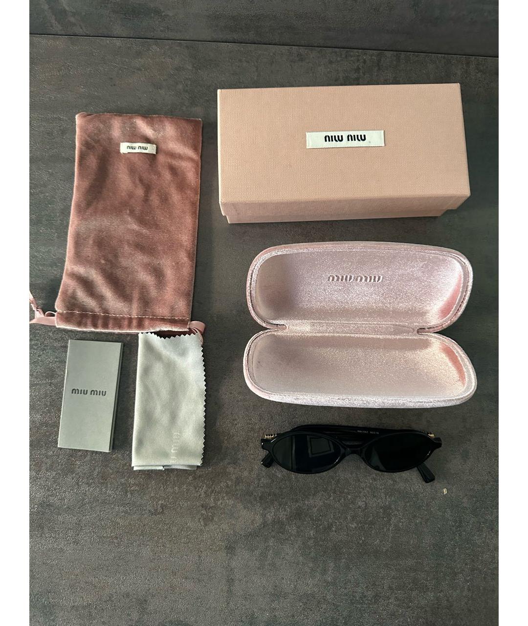 MIU MIU Черные пластиковые солнцезащитные очки, фото 5