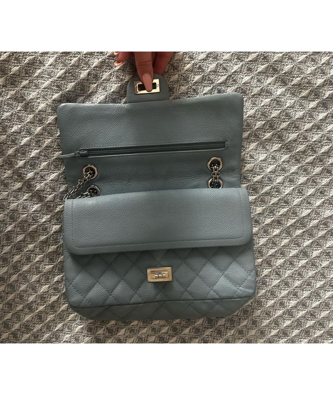 CHANEL Голубая кожаная сумка через плечо, фото 2