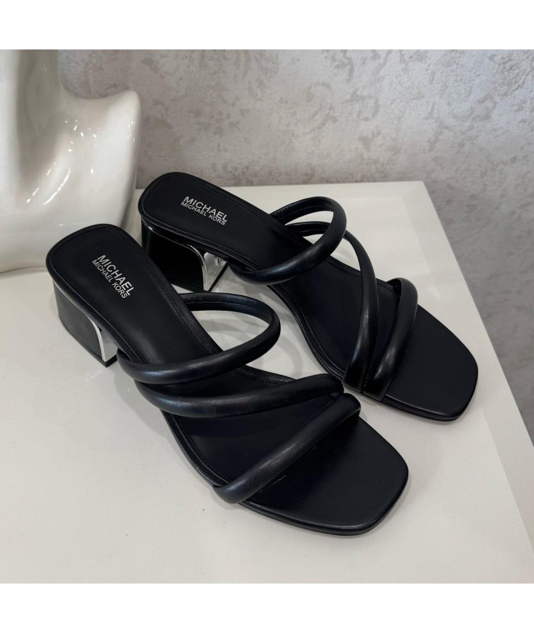 MICHAEL KORS Черные кожаные босоножки, фото 3